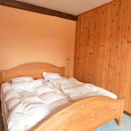 Spacious Holiday Home In Teuven With Garden Bagian luar foto